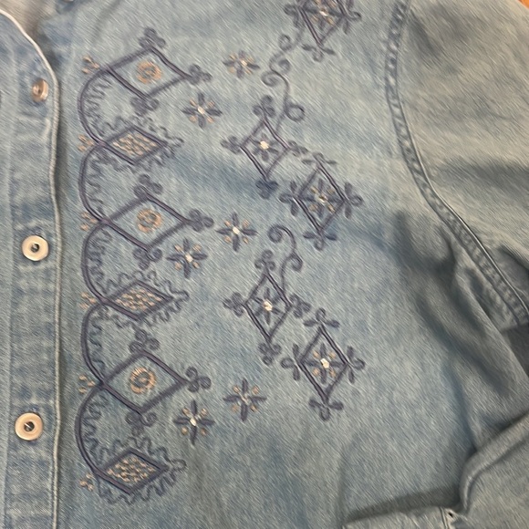 Vintage Kathy Che Chambray Button Down Shirt size 18 90's Embroidered Denim - Picture 6 of 11